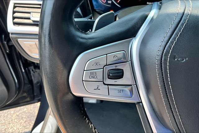 Used 2018 BMW 750i xDrive AWD/4WD image 16