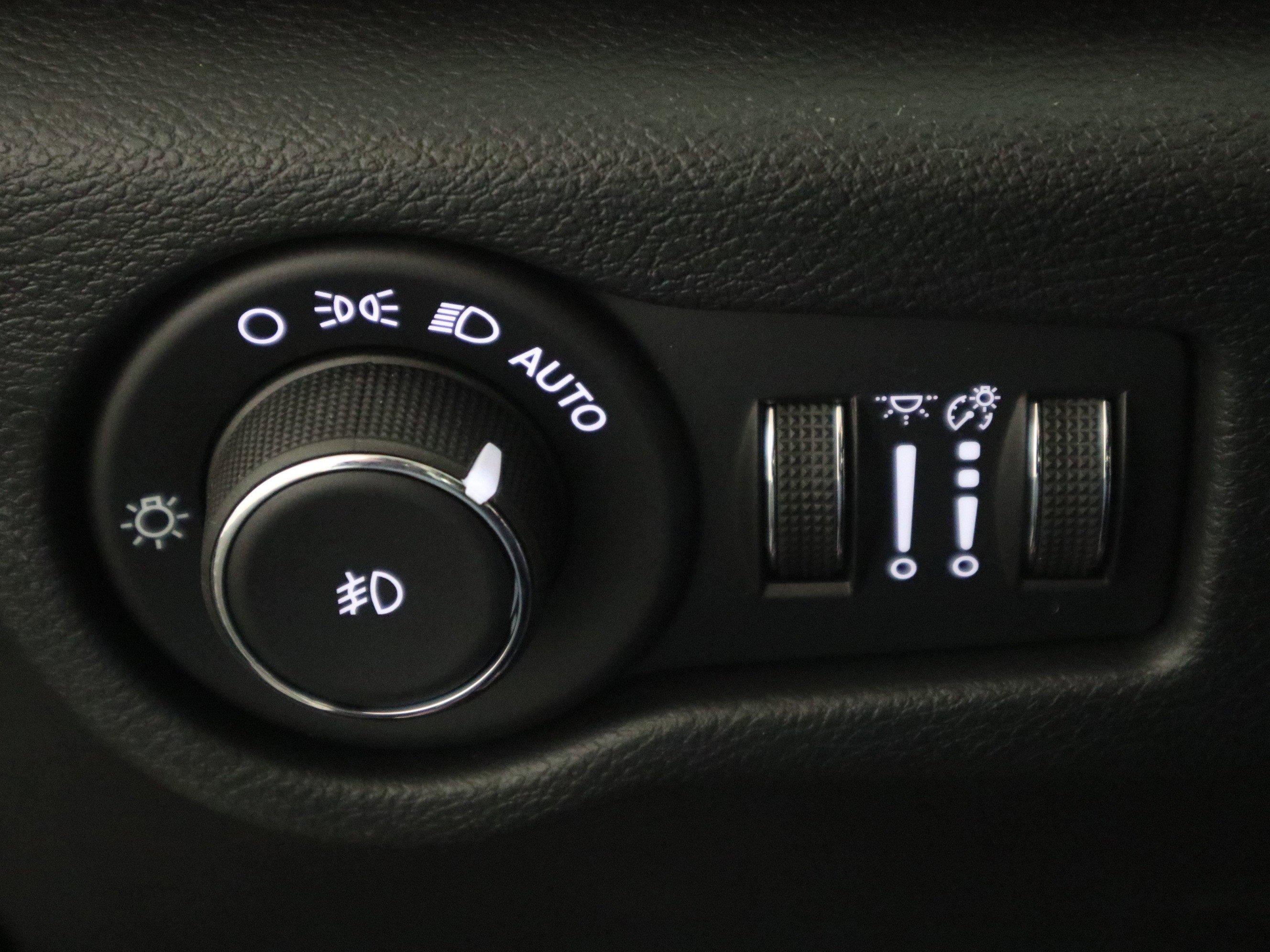 New 2026 Chrysler Pacifica Select image 34