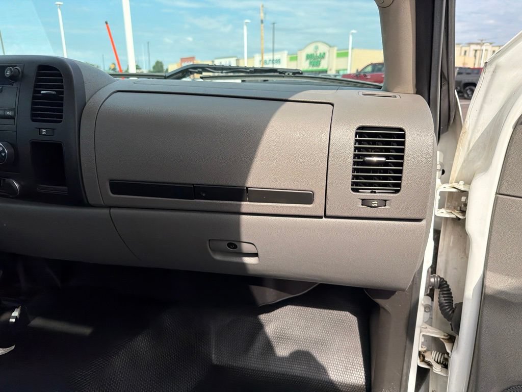 Used 2013 Chevrolet Silverado 3500 W/T w/ Snow Plow Prep Package AWD/4WD image 18