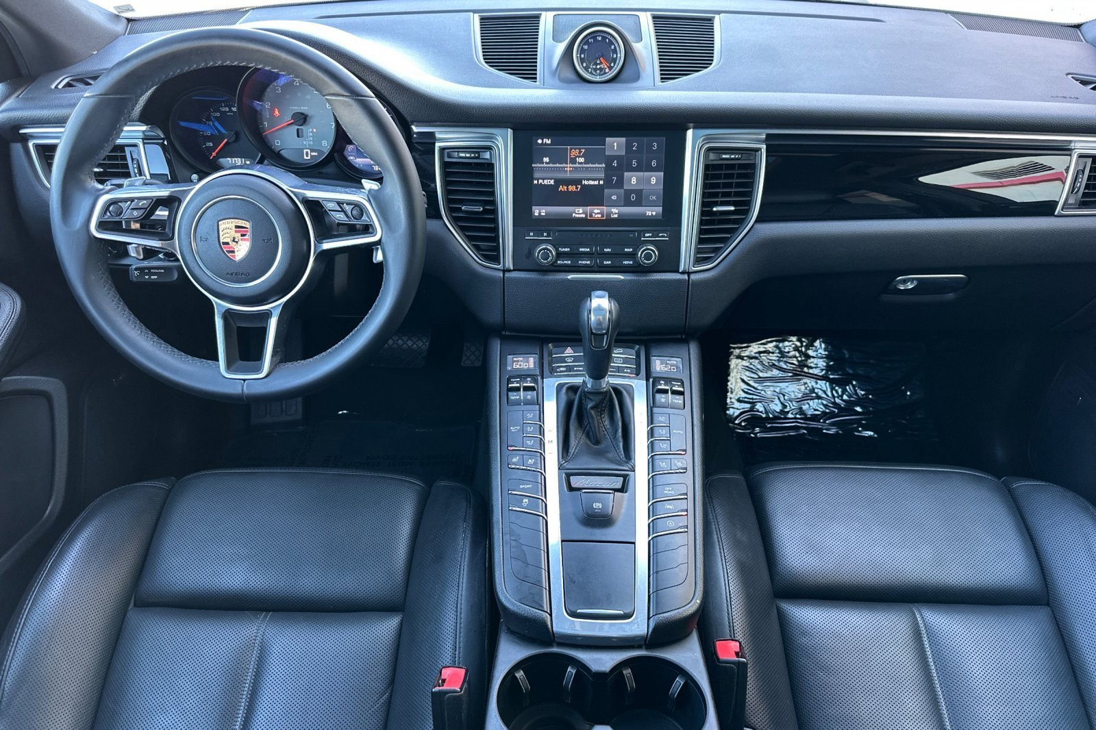 Used 2018 Porsche Macan S image 12
