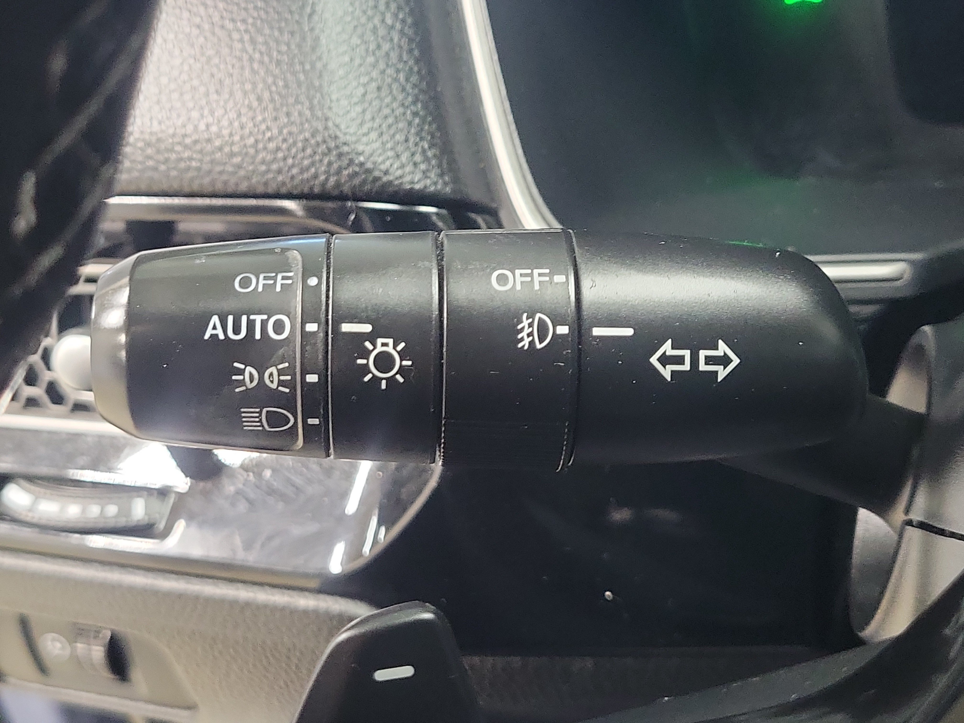 Used 2022 Honda Civic Touring image 27