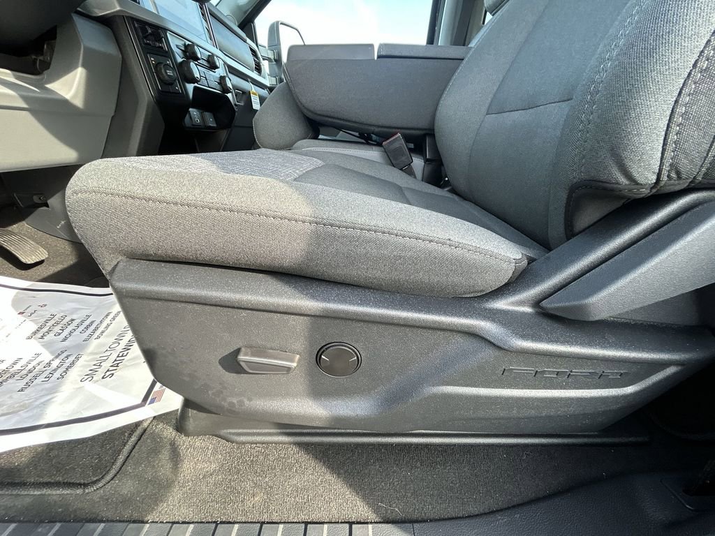 New 2026 Ford F350 XLT w/ XLT Premium Package image 18