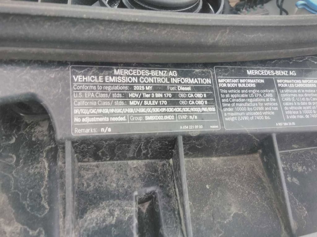 Used 2025 Mercedes-Benz Sprinter 2500 image 21
