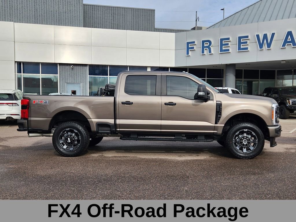 Used 2023 Ford F250 XL w/ STX Appearance Package image 3