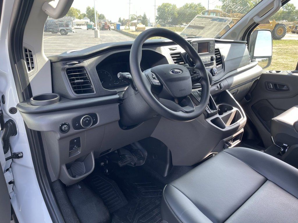 New 2025 Ford Transit 150 Low Roof image 21