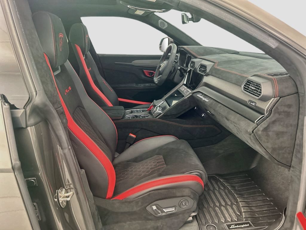Used 2024 Lamborghini Urus Performante AWD/4WD image 19