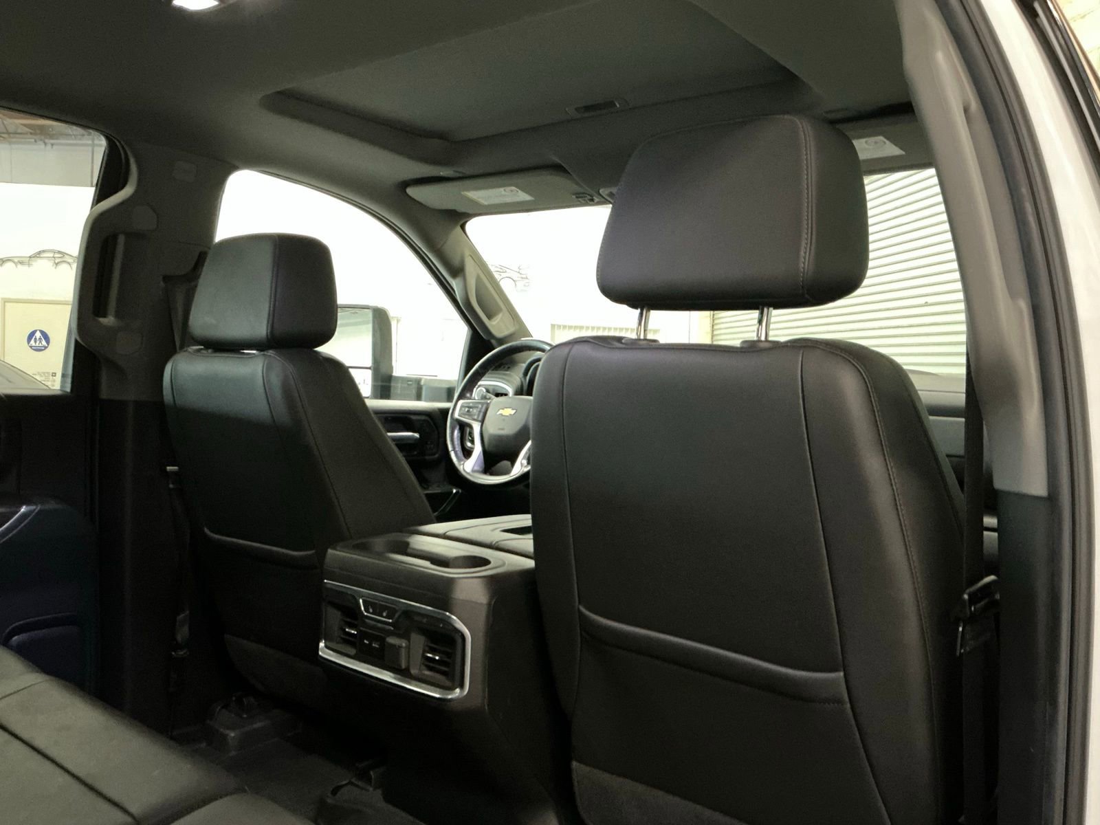 Used 2022 Chevrolet Silverado 2500 LTZ w/ LTZ Premium Package image 13