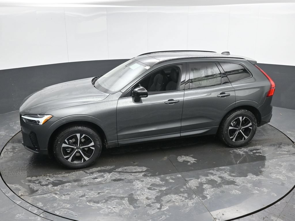 New 2026 Volvo XC60 B5 Core w/ Protection Package Premier AWD/4WD image 35
