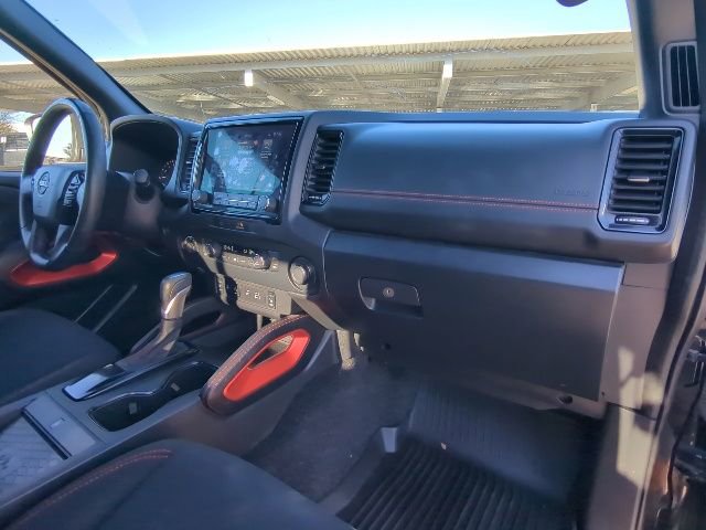 Used 2022 Nissan Frontier PRO-4X image 21
