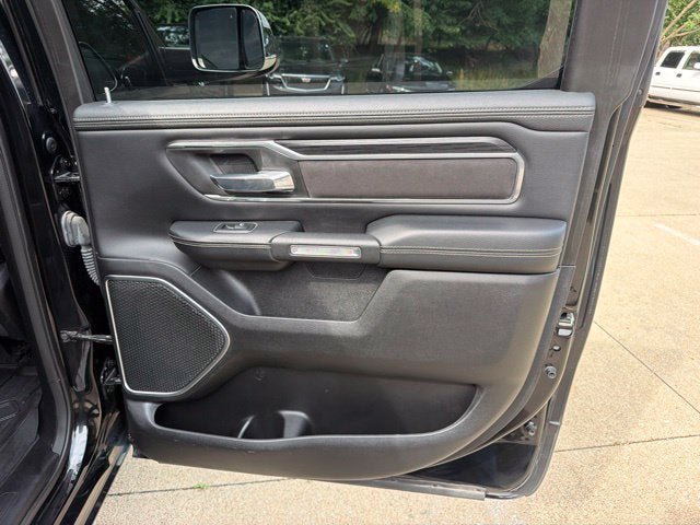 Used 2023 RAM 1500 Laramie AWD/4WD image 25