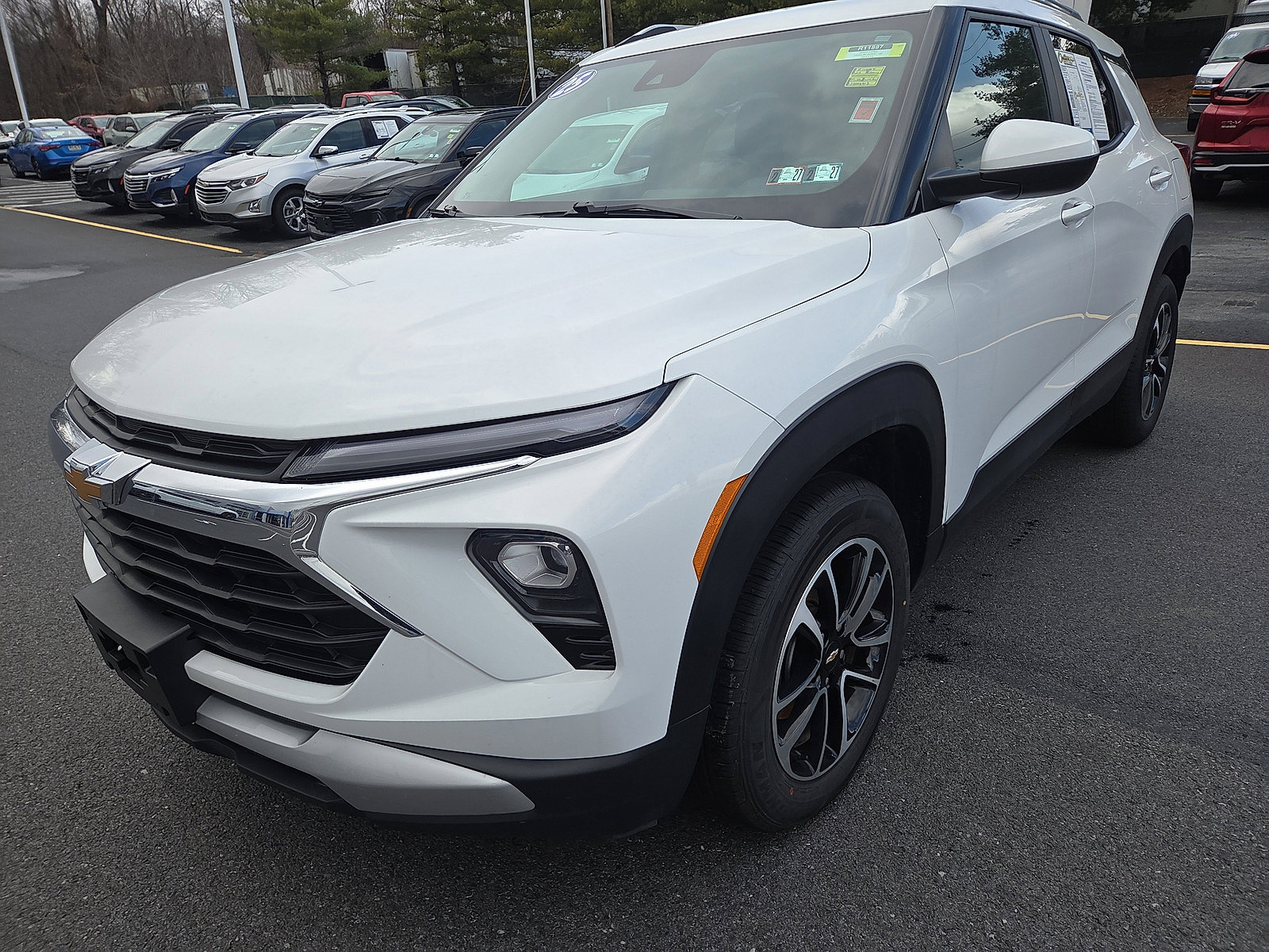 Used 2025 Chevrolet TrailBlazer LT image 7