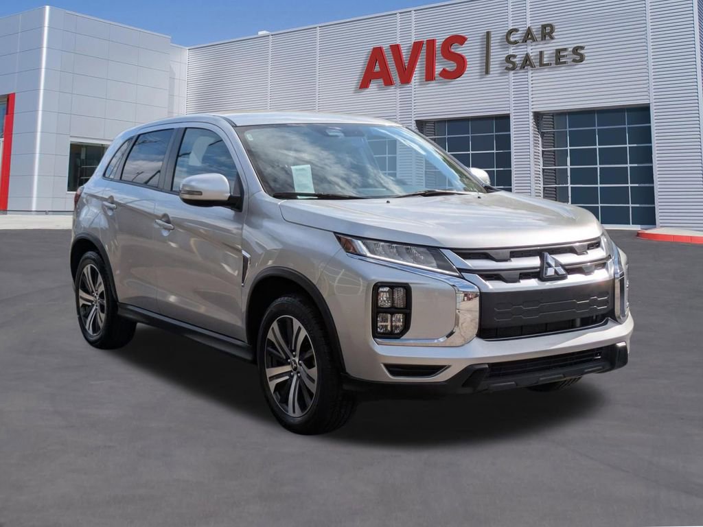 Used 2022 Mitsubishi Outlander Sport SE AWD/4WD image 3