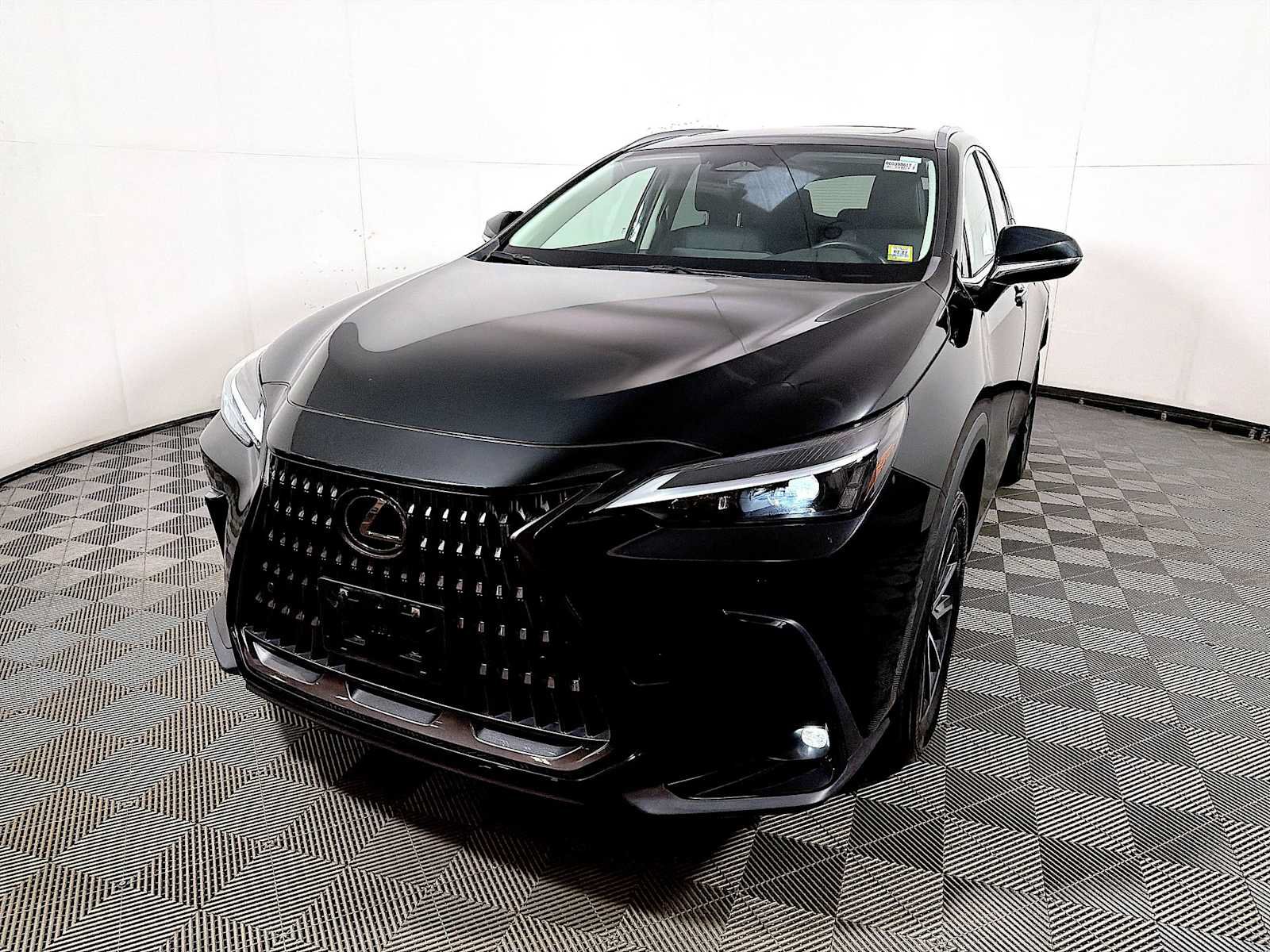 Used 2024 Lexus NX 350 AWD image 3