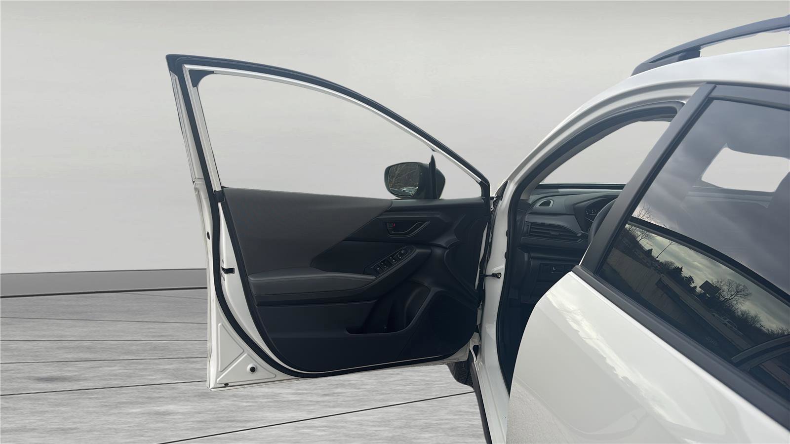 Used 2024 Subaru Crosstrek 2.0i Premium image 13