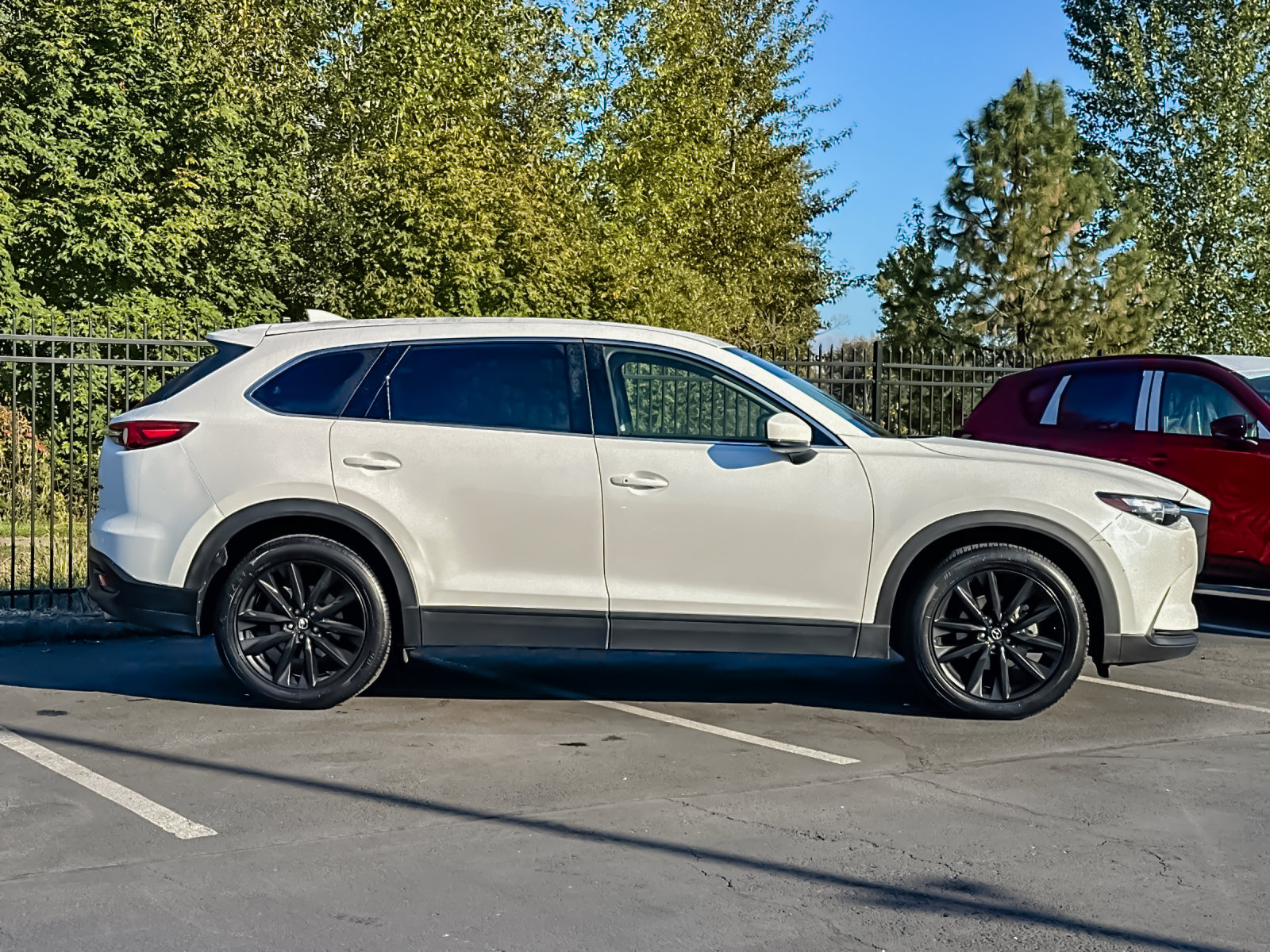 Used 2023 MAZDA CX-9 Touring Plus AWD/4WD image 2