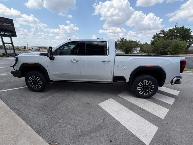 Used 2025 GMC Sierra 2500 Denali Ultimate w/ Max Trailering Package AWD/4WD image 9