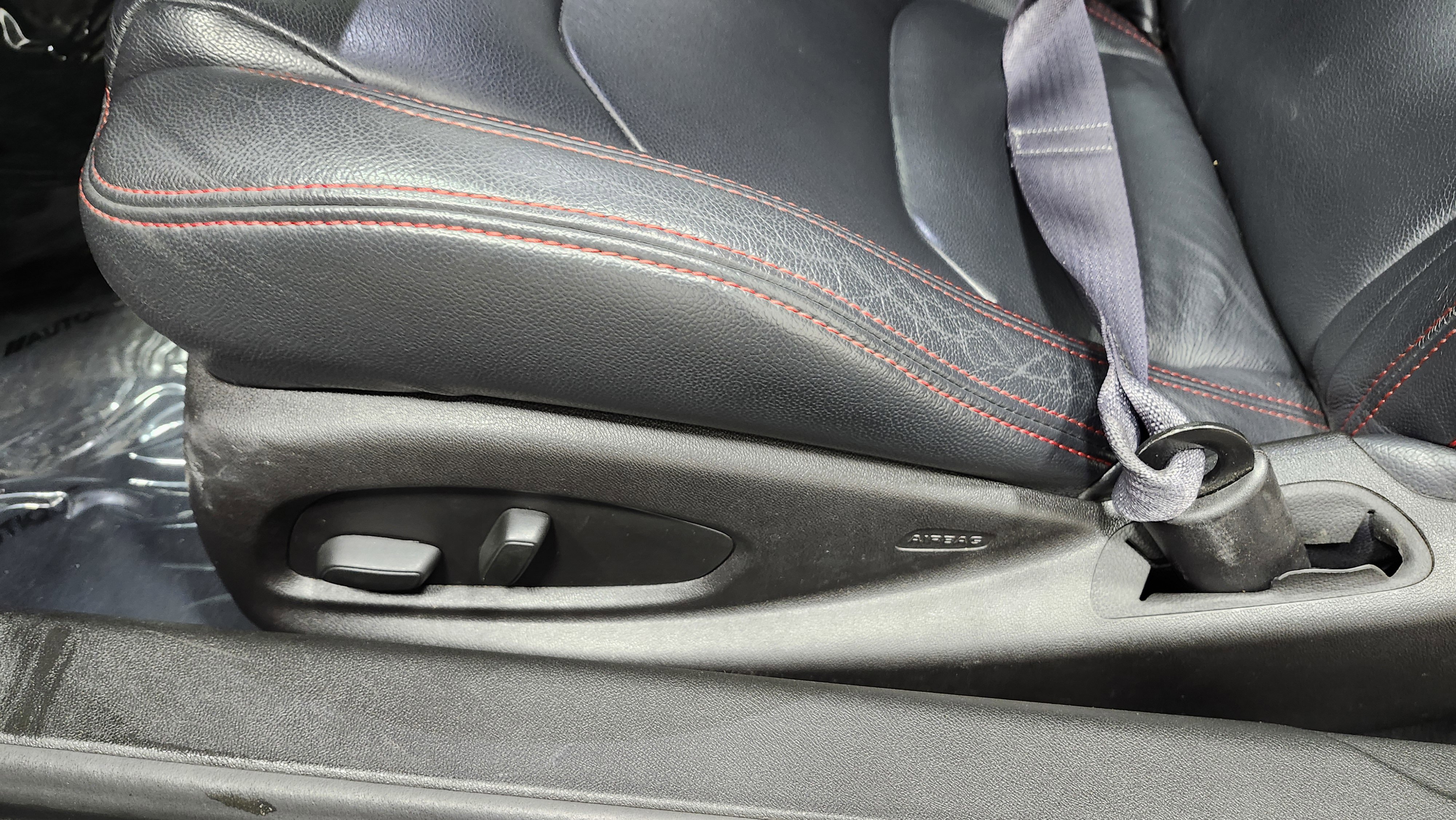 Used 2017 Chevrolet Camaro LT image 22