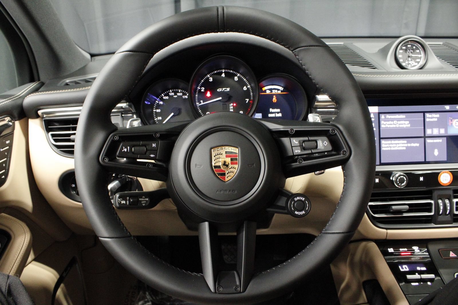 New 2026 Porsche Macan GTS AWD/4WD image 21
