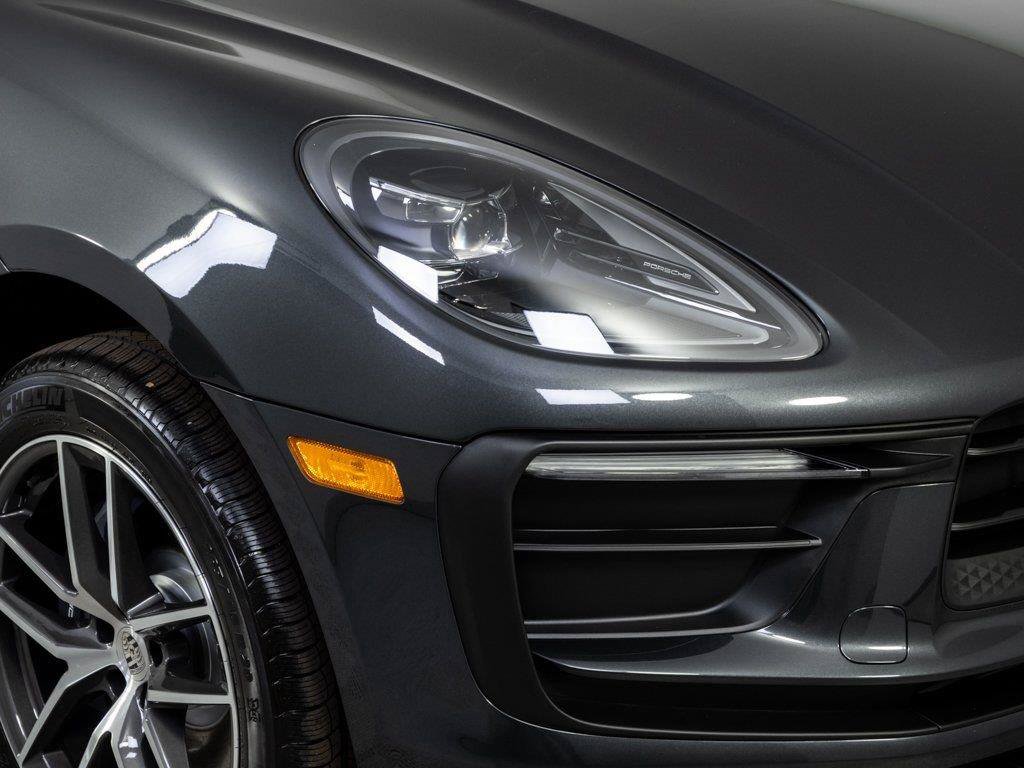 New 2026 Porsche Macan AWD/4WD image 37