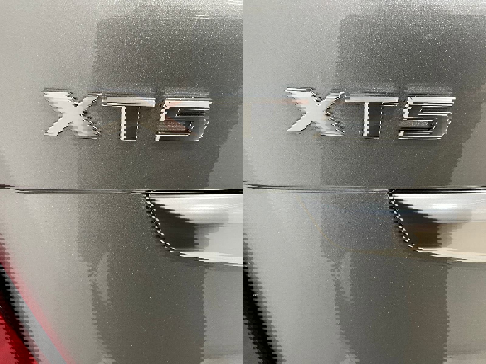 Used 2025 Cadillac XT5 Premium Luxury w/ Technology Package image 9