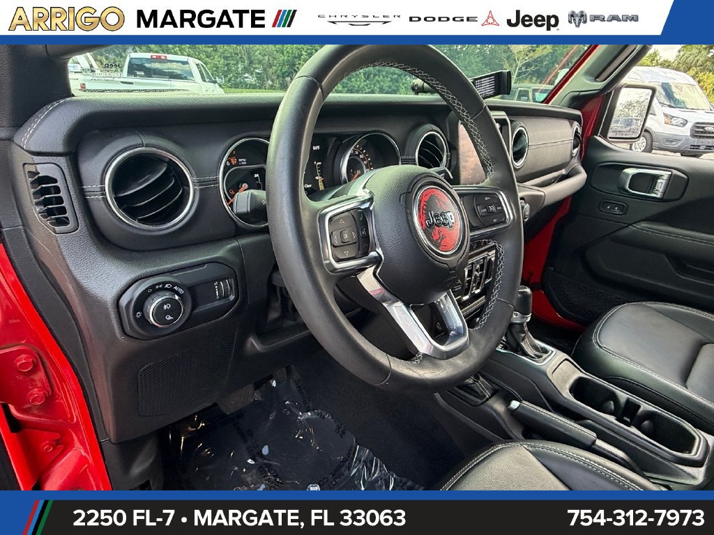 Certified 2023 Jeep Gladiator Overland w/ Popular Equipment Package AWD/4WD image 10