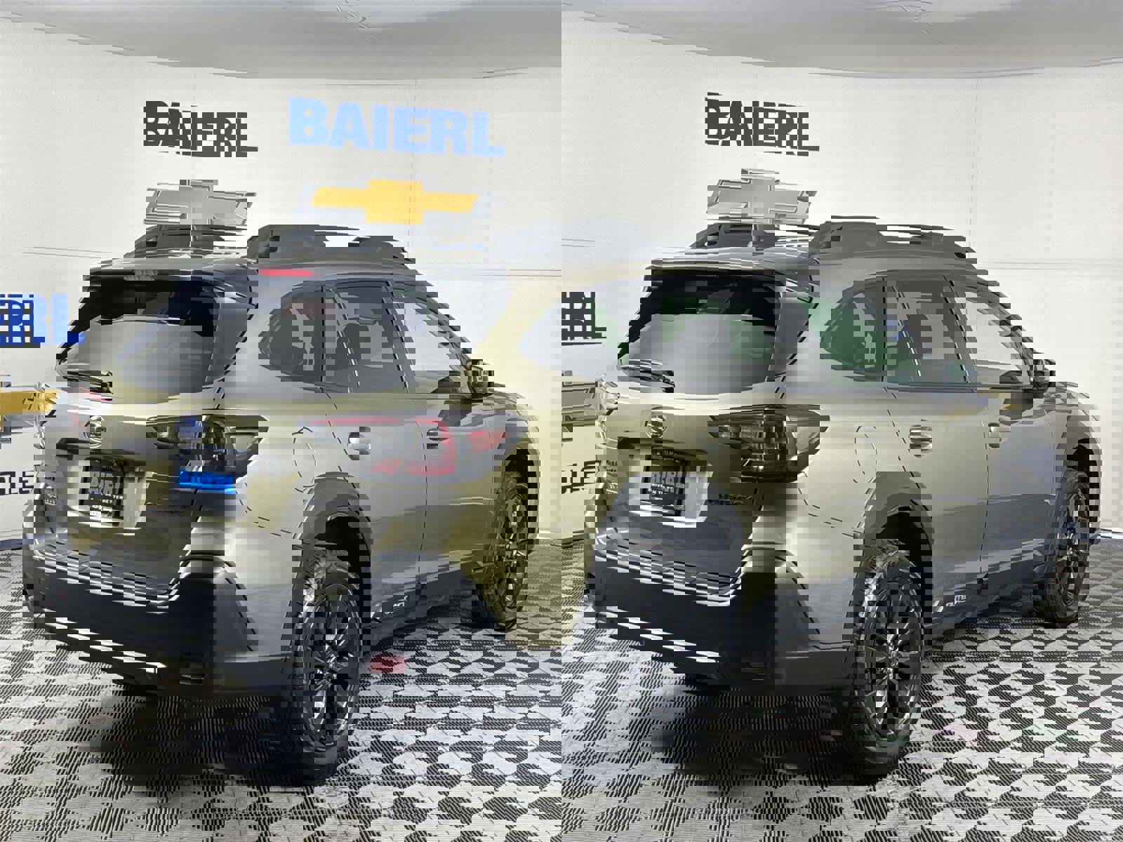 Used 2023 Subaru Outback Onyx Edition w/ Popular Package #2 image 5