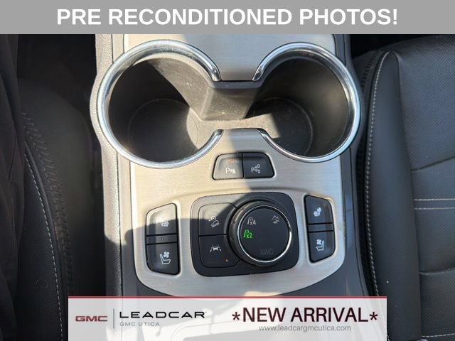 Used 2023 GMC Terrain Denali w/ Denali Premium Package AWD/4WD image 28