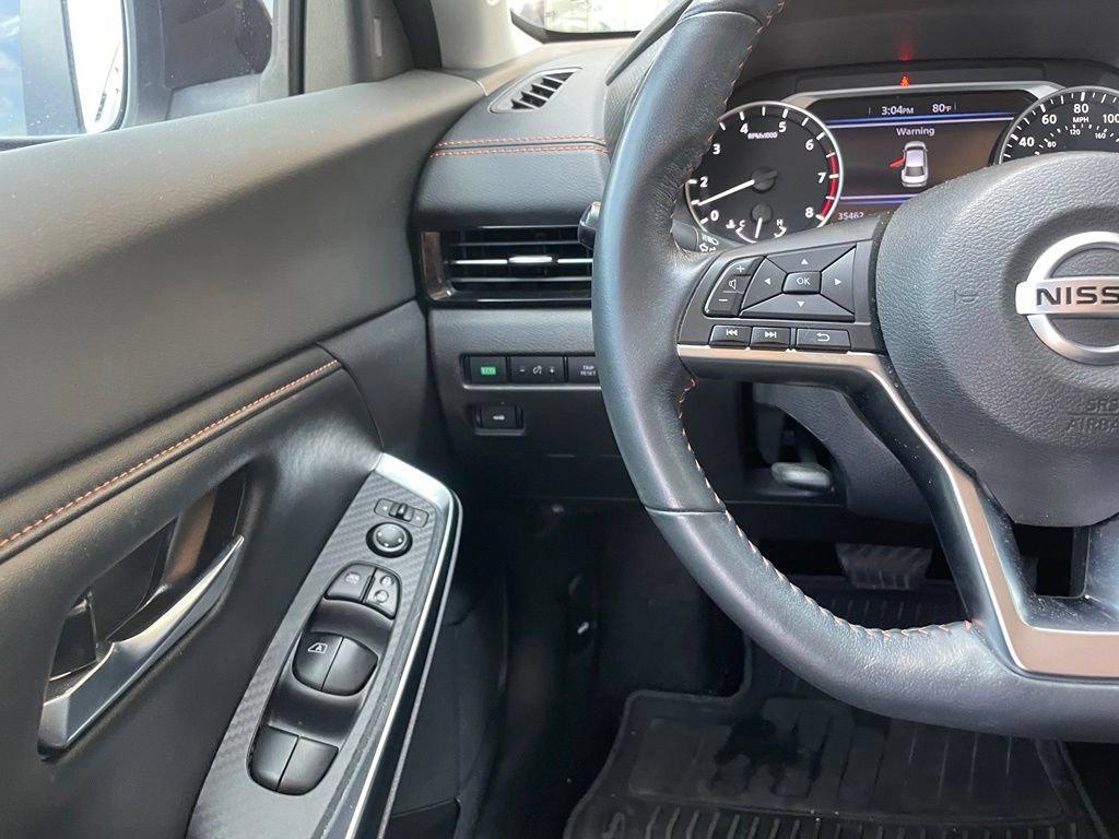 Certified 2023 Nissan Sentra SR w/ Midnight Edition Package FWD image 12