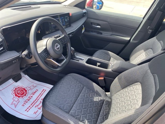 New 2026 Nissan Kicks SV w/ SV Premium Package image 16