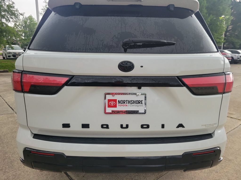 Certified 2024 Toyota Sequoia Platinum AWD/4WD image 5