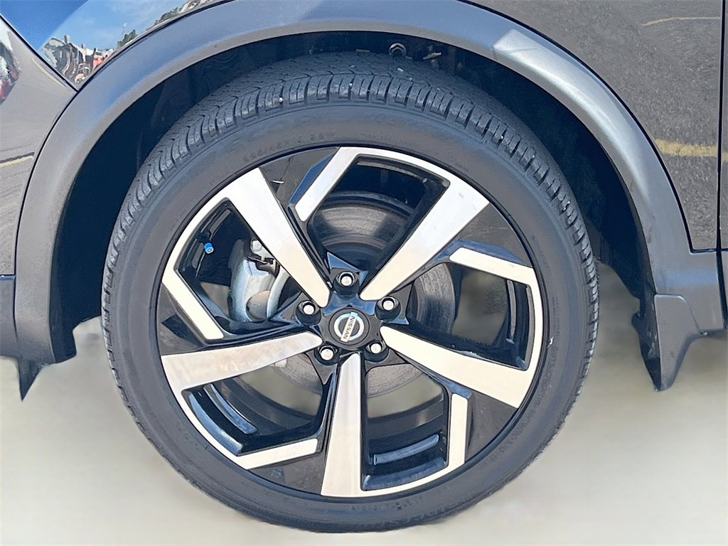 Used 2021 Nissan Rogue Sport SL w/ Premium Package image 32