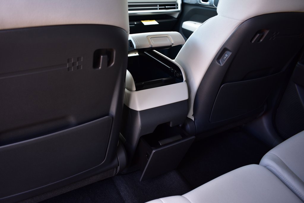 New 2026 Hyundai Santa Fe SE image 24