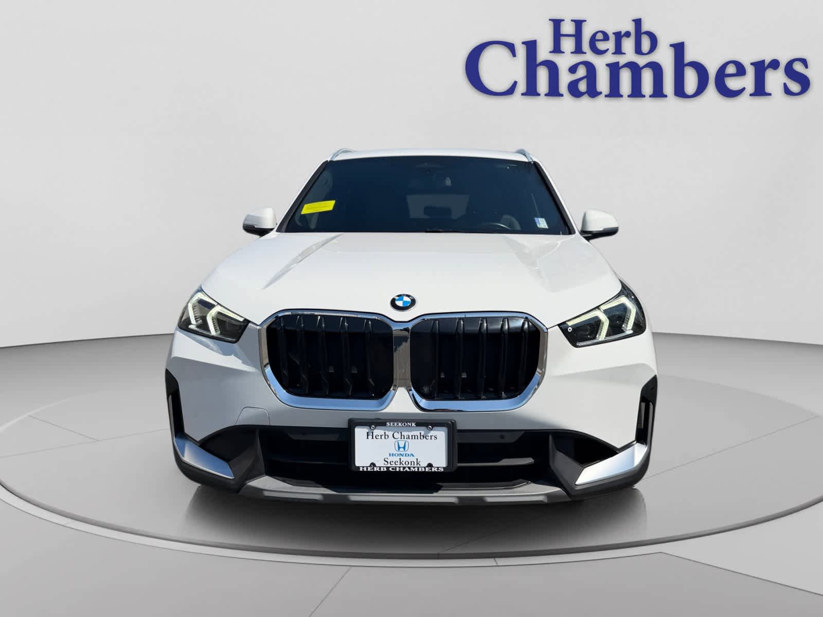 Used 2023 BMW X1 xDrive28i AWD/4WD image 12