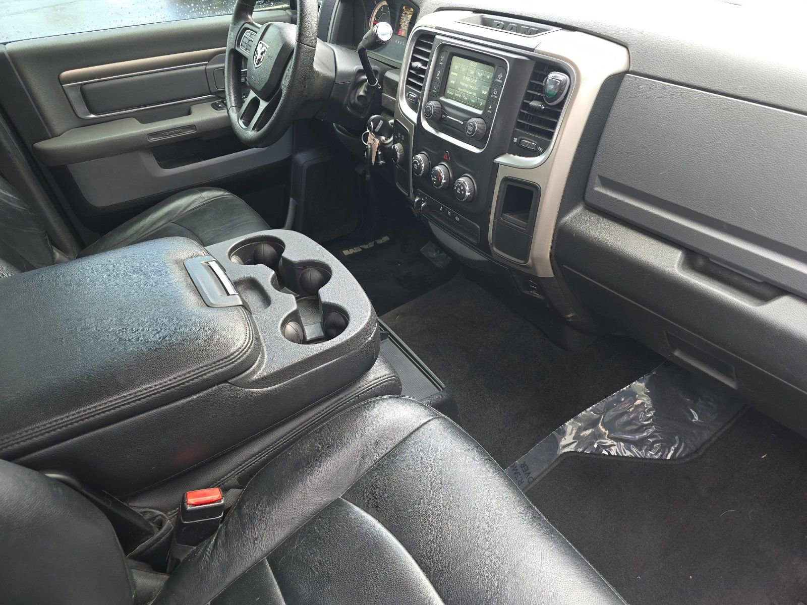 Used 2017 RAM 2500 SLT AWD/4WD image 14