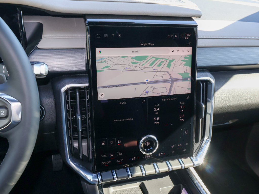 New 2027 GMC Acadia Elevation w/ Elevation Premium Package FWD image 18