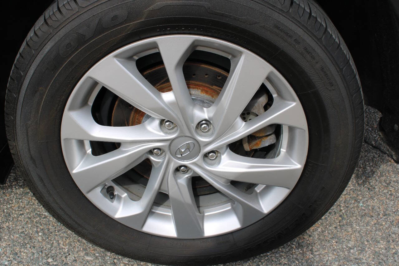 Used 2020 Hyundai Tucson SE image 9