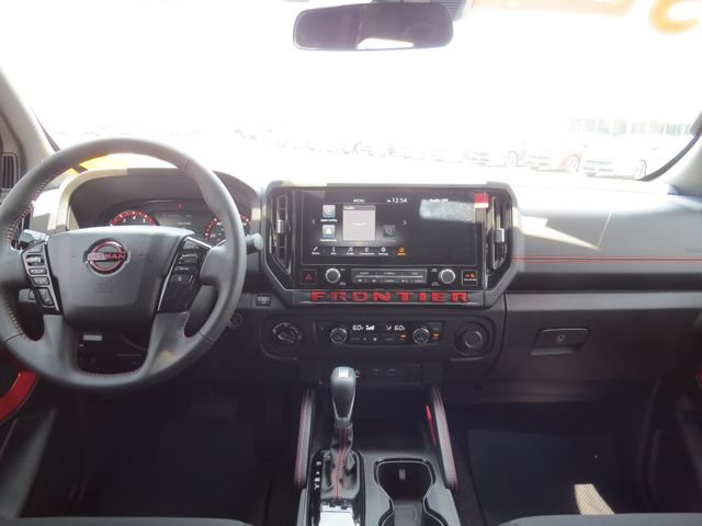 Used 2025 Nissan Frontier PRO-4X AWD/4WD image 17