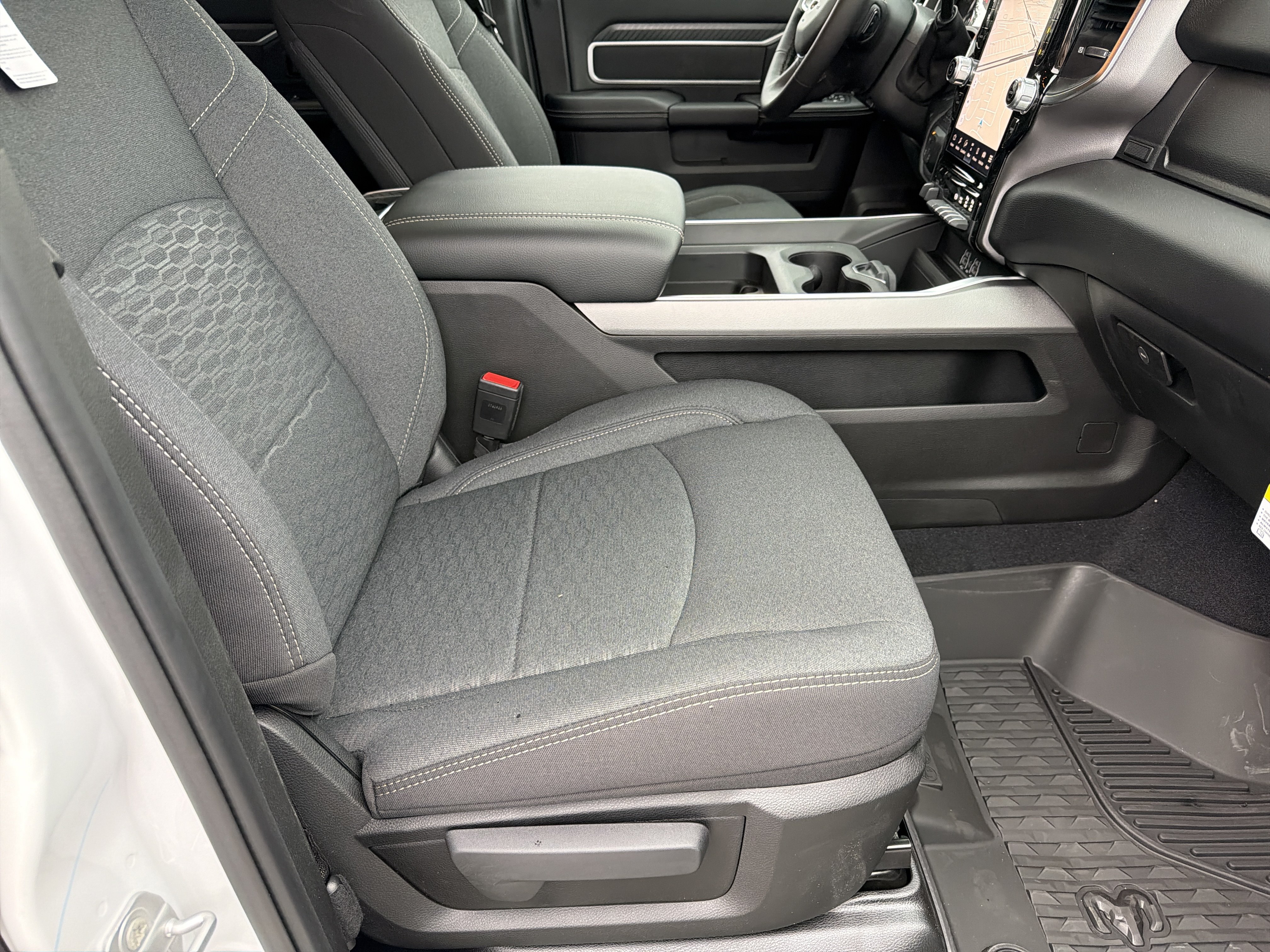 New 2026 RAM 2500 Big Horn AWD/4WD image 12