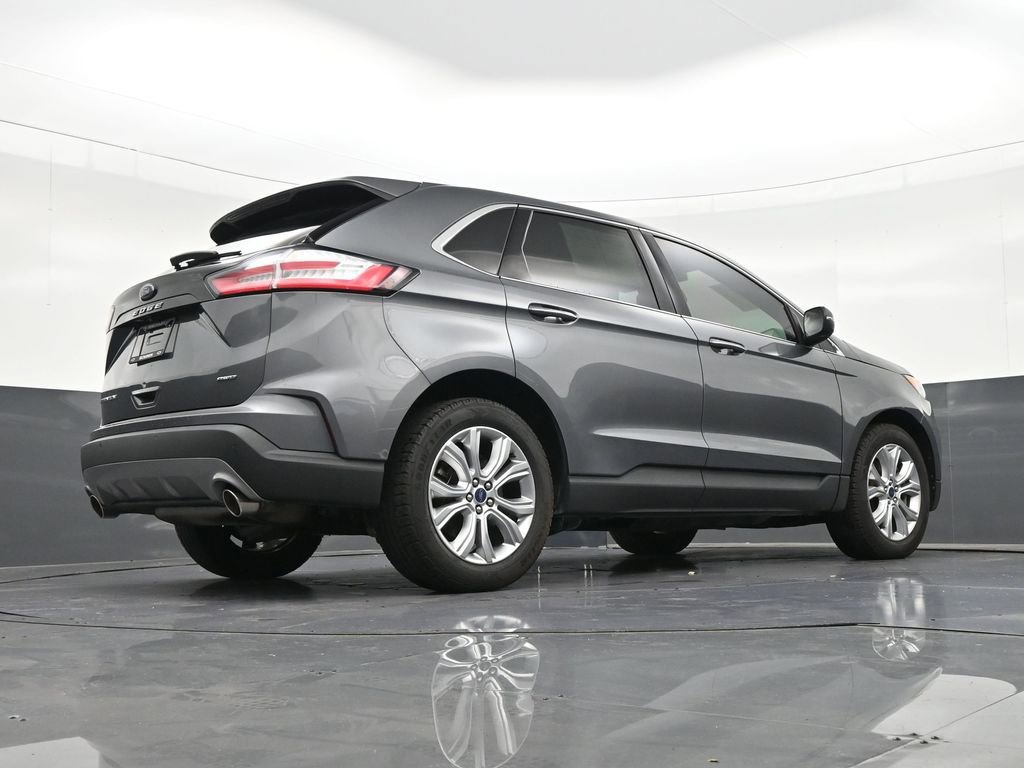 Used 2021 Ford Edge Titanium image 26