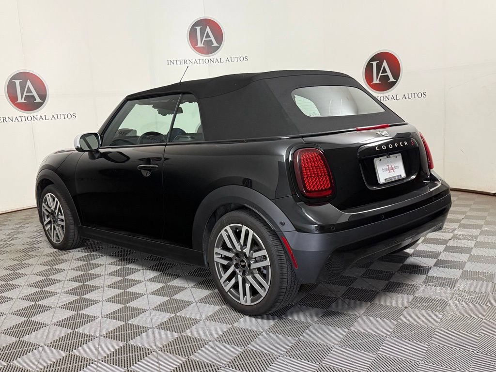 Used 2025 MINI Cooper S FWD image 4