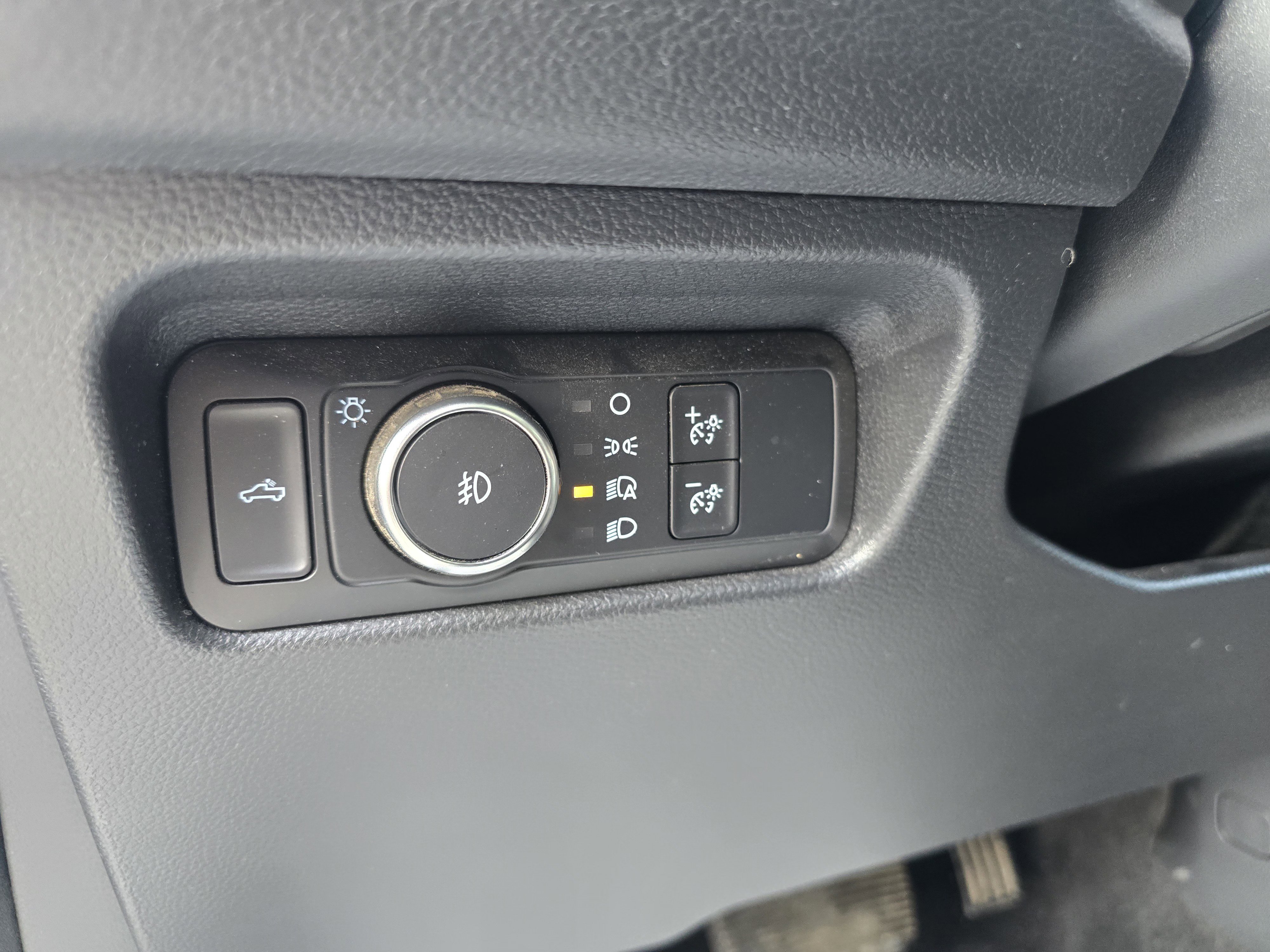 Used 2024 Ford Ranger XLT w/ Technology Package image 18