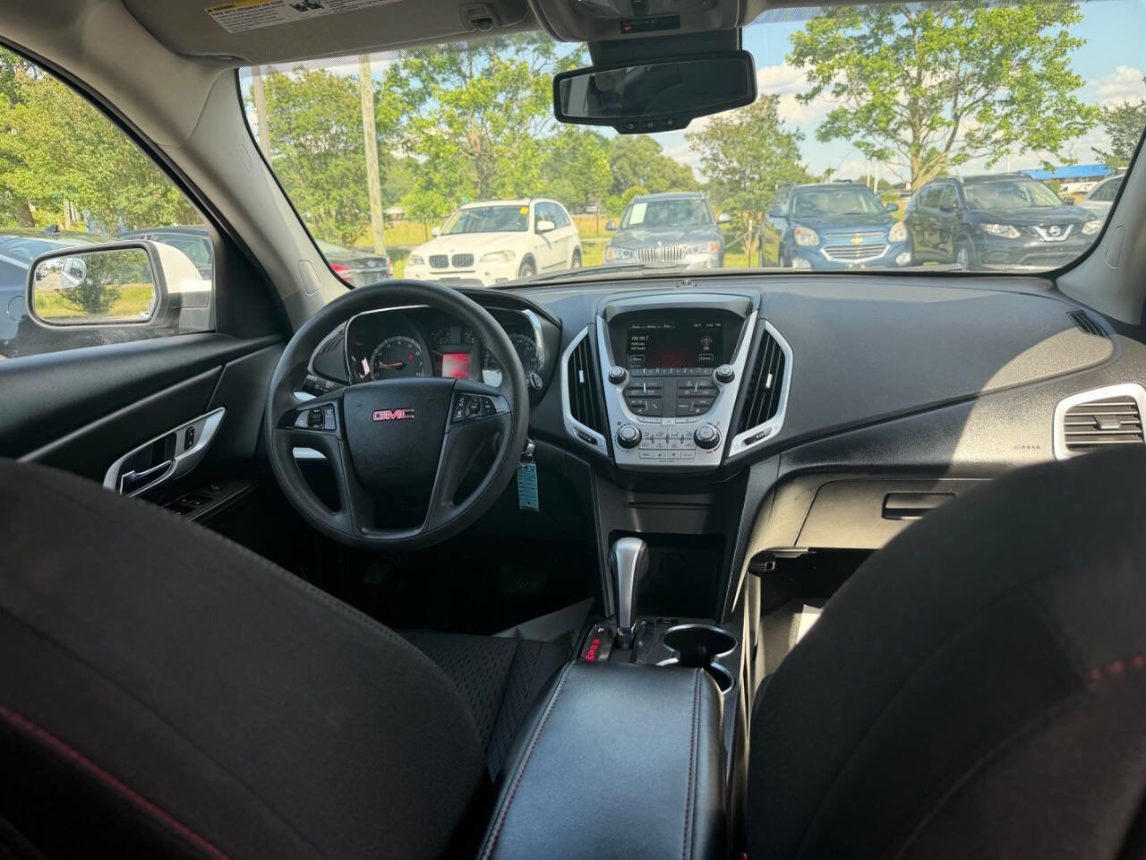 Used 2015 GMC Terrain SLE FWD image 17