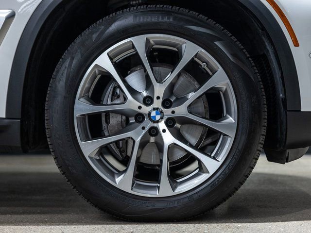 Used 2026 BMW X5 xDrive40i image 19