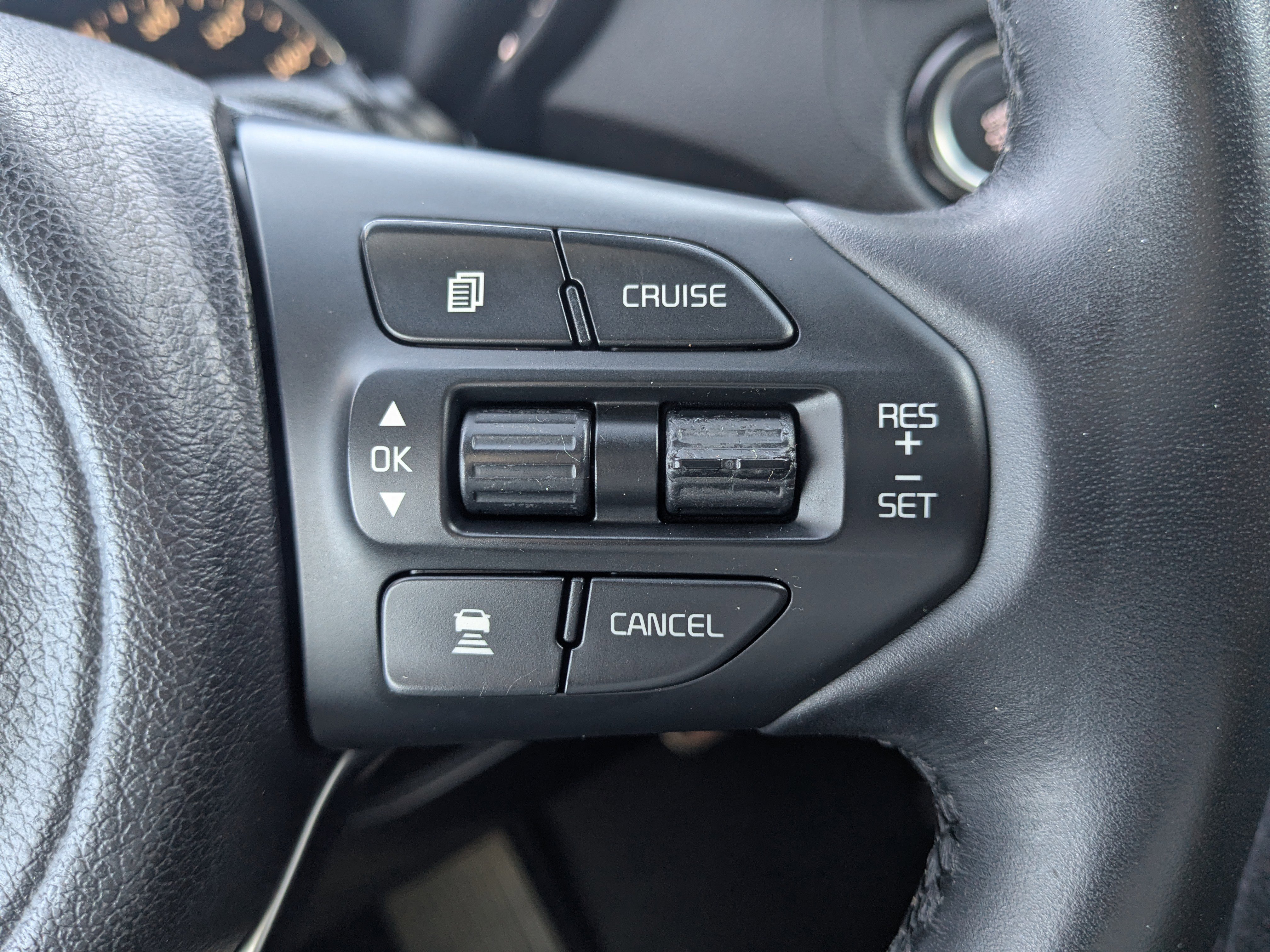 Used 2016 Kia Sorento SX w/ SXL Technology Package image 35