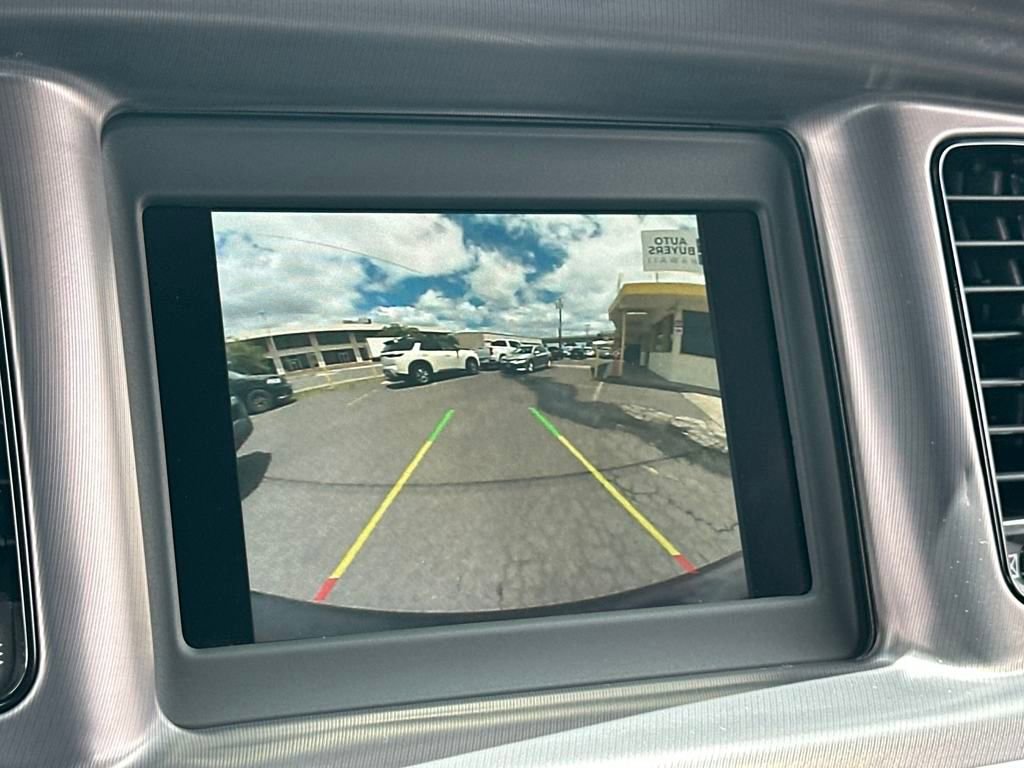 Used 2021 Dodge Charger SXT w/ Blacktop Package image 17