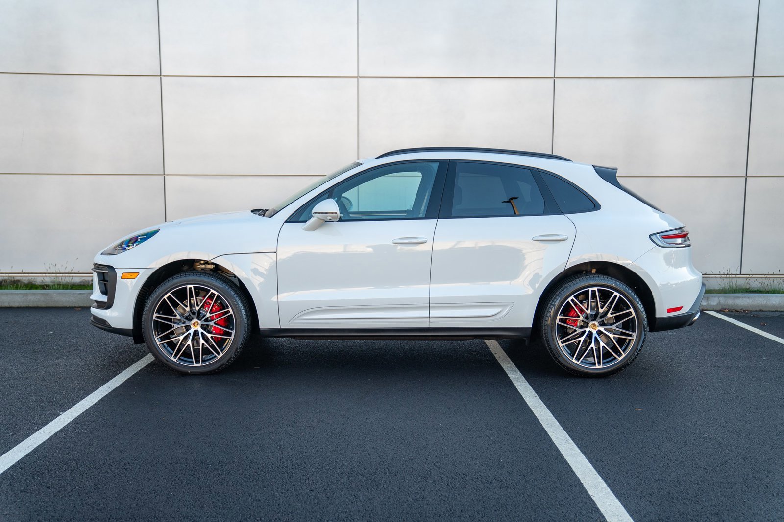 New 2026 Porsche Macan S image 2