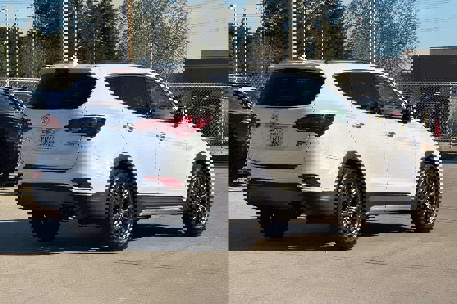 Used 2018 Hyundai Santa Fe Sport w/ Cargo Package image 3