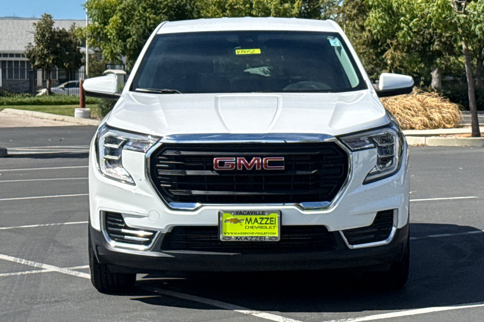 Used 2024 GMC Terrain SLE AWD/4WD image 7