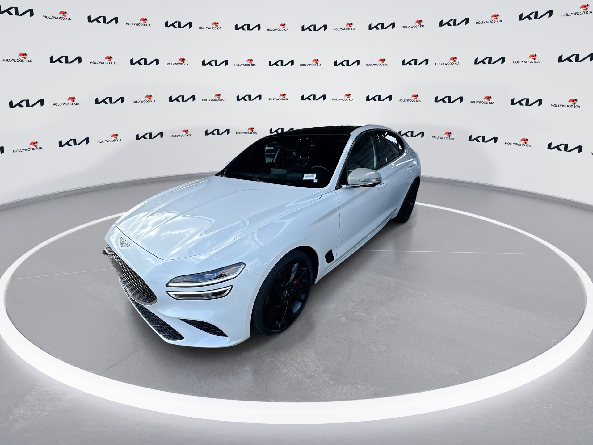 Used 2023 Genesis G70 3.3T w/ Sport Prestige Package image 4