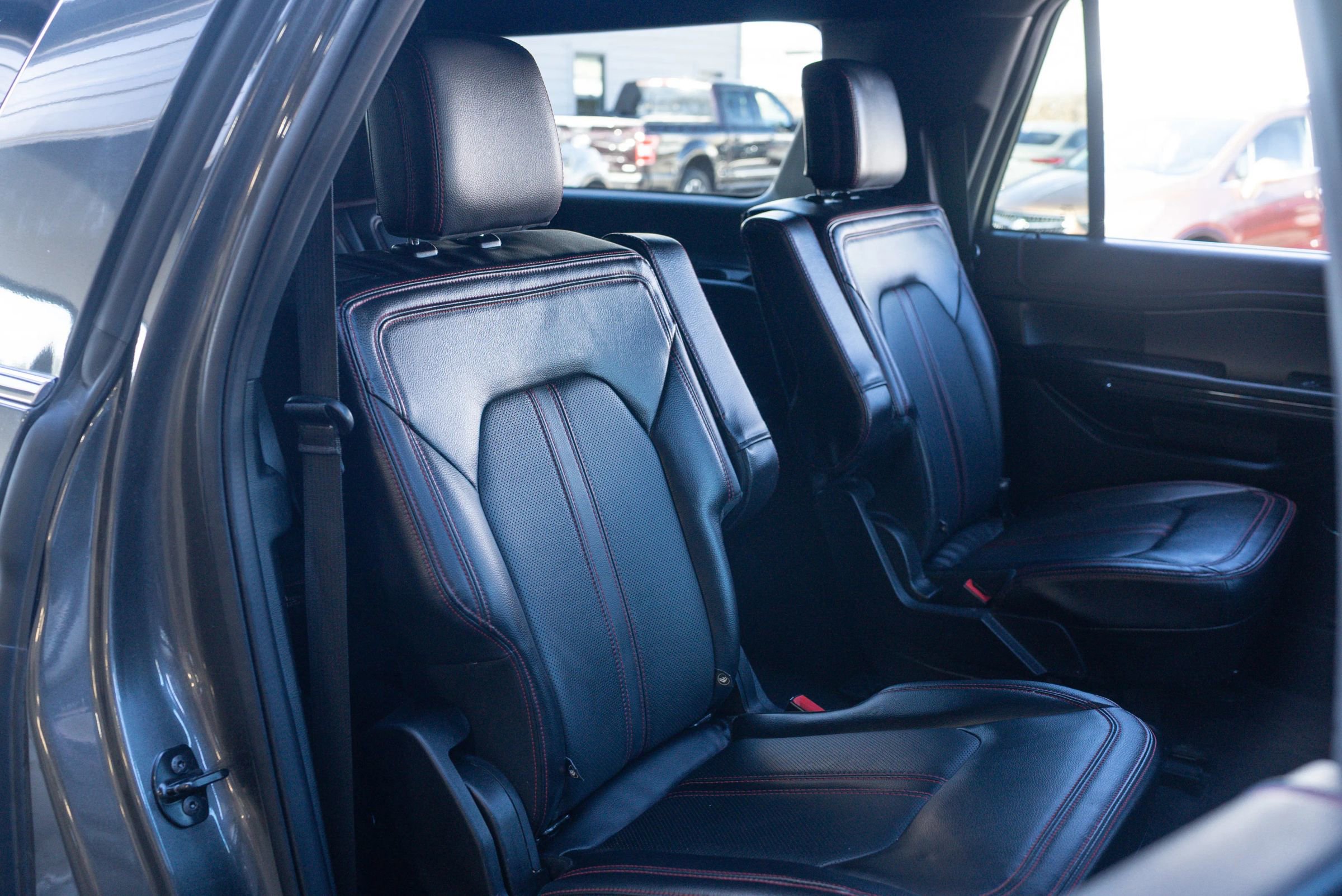 Used 2021 Ford Expedition Max Limited AWD/4WD image 19